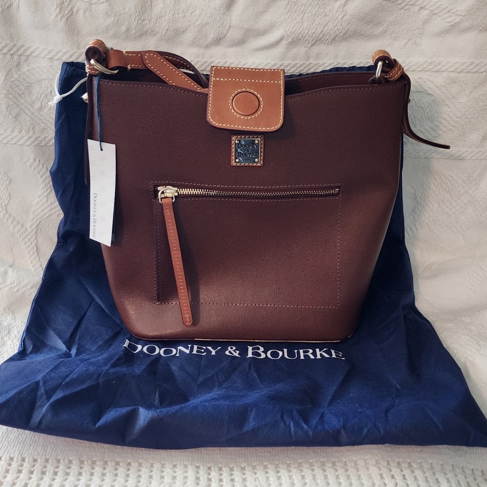 Dooney & Bourke Brown Leather Women's Bag